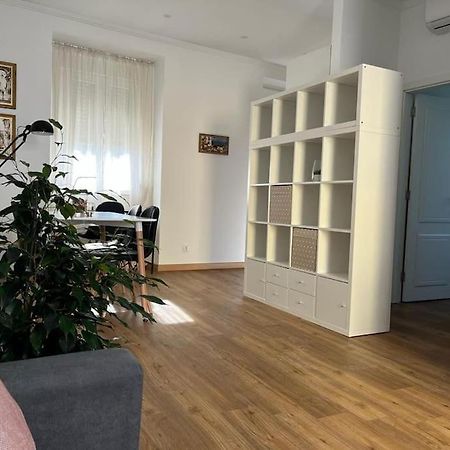 Casa Da Praia Da Poca - Apartamento Lirio Εστορίλ Εξωτερικό φωτογραφία