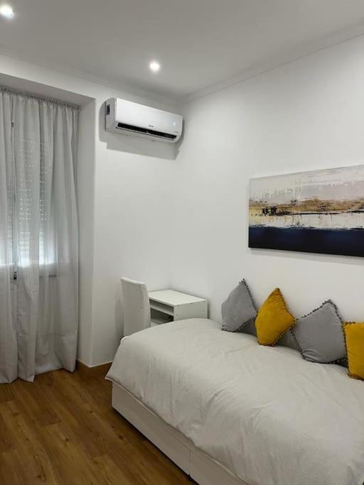 Casa Da Praia Da Poca - Apartamento Lirio Εστορίλ Εξωτερικό φωτογραφία